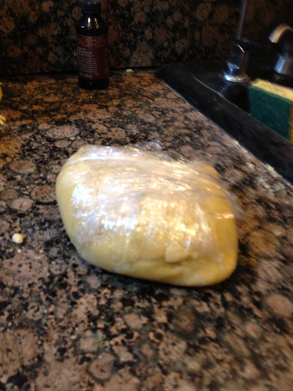 Wrap with plastic, put in the fridge for one hour.