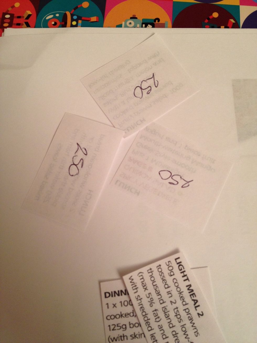 Write the calorie amount on the reverse of each meal