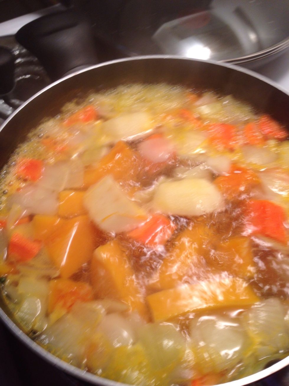 Yes nice simmer i can see the bubbles cook about 30 min .