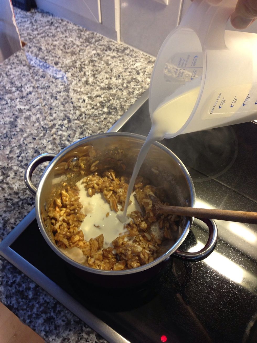 You add the cream and you boil up the mass.