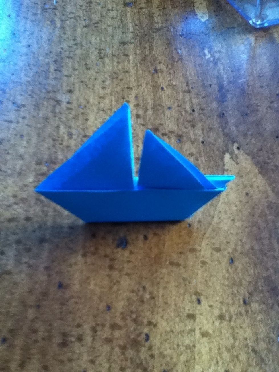 YOU ARE DONE! Decorate desks, make oceans of sailboats, give them to friends... or not. The choice is yours now that you are an origami sailboat master! And don't forget to have FUN!
