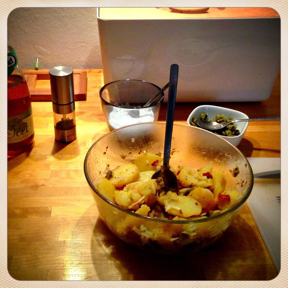 You are now all set! Put the salad into the freezer, because it's best served cold!