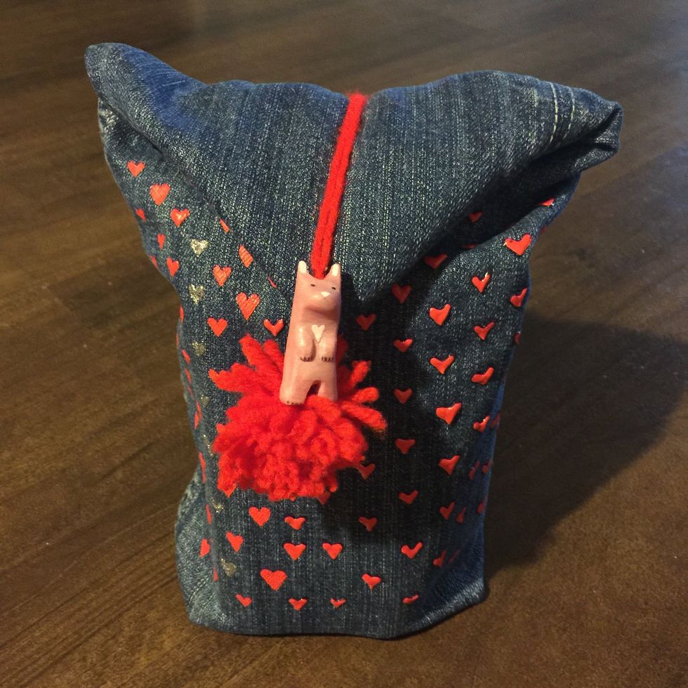 You can also use totems to wrap gifts or add to lunchboxes, bags, or packages! Get creative and enjoy your new little animal totems! :)