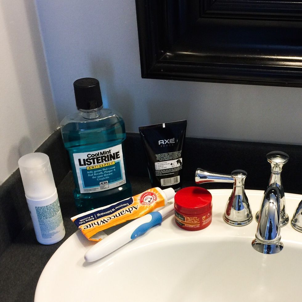 You can avoid clutter, make frequently used grooming products more accessible and stylish by storing them in different containers.