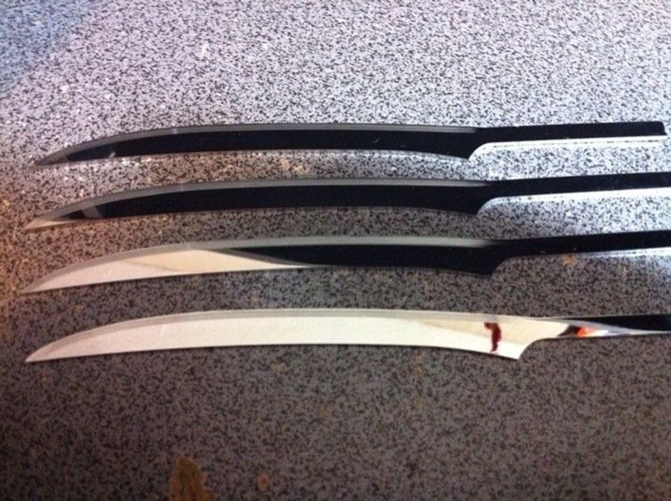 You can buy a "do-it-yourself" blade set from www. Knifegloves.com, or make your own as follows.