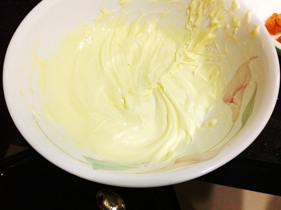 You can continue whipping it longer until they're stiffer peaks but I prefer soft peaks. Keep it refrigerated until ready to assemble.