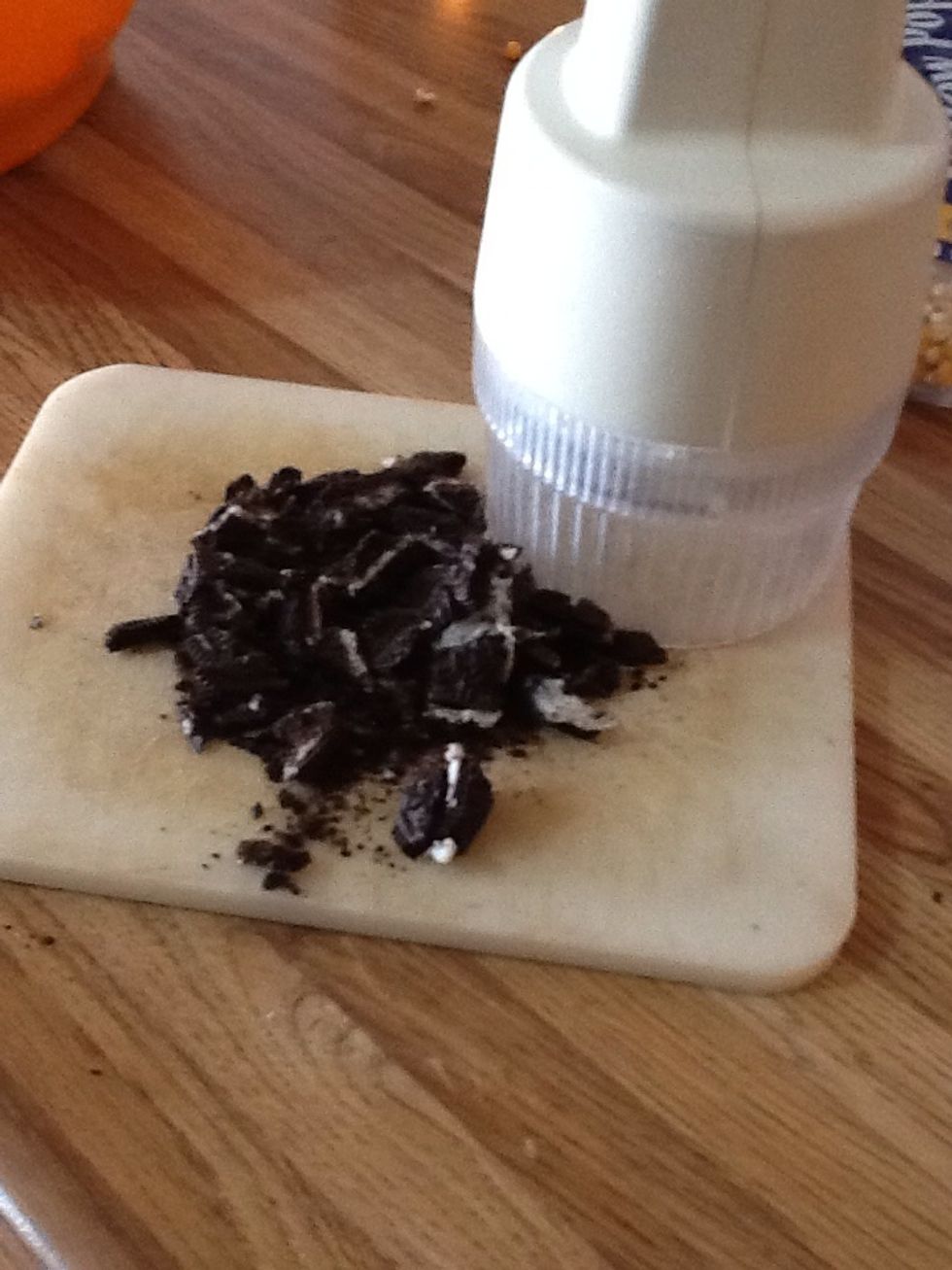 You can do this 2 ways I used a crusher I think it's called or you can just put the Oreos in a bag and crush it with your hand