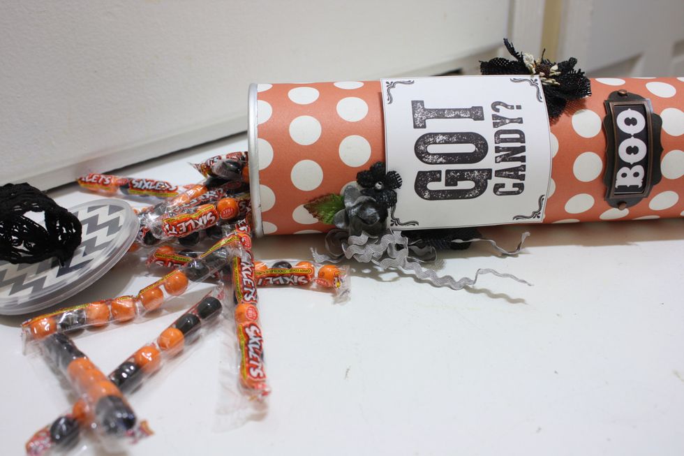 you can find more about Petaloo flowers at petaloo.com and please stop by my blog at inmblueroom.blogspot.com for more crafty ideas