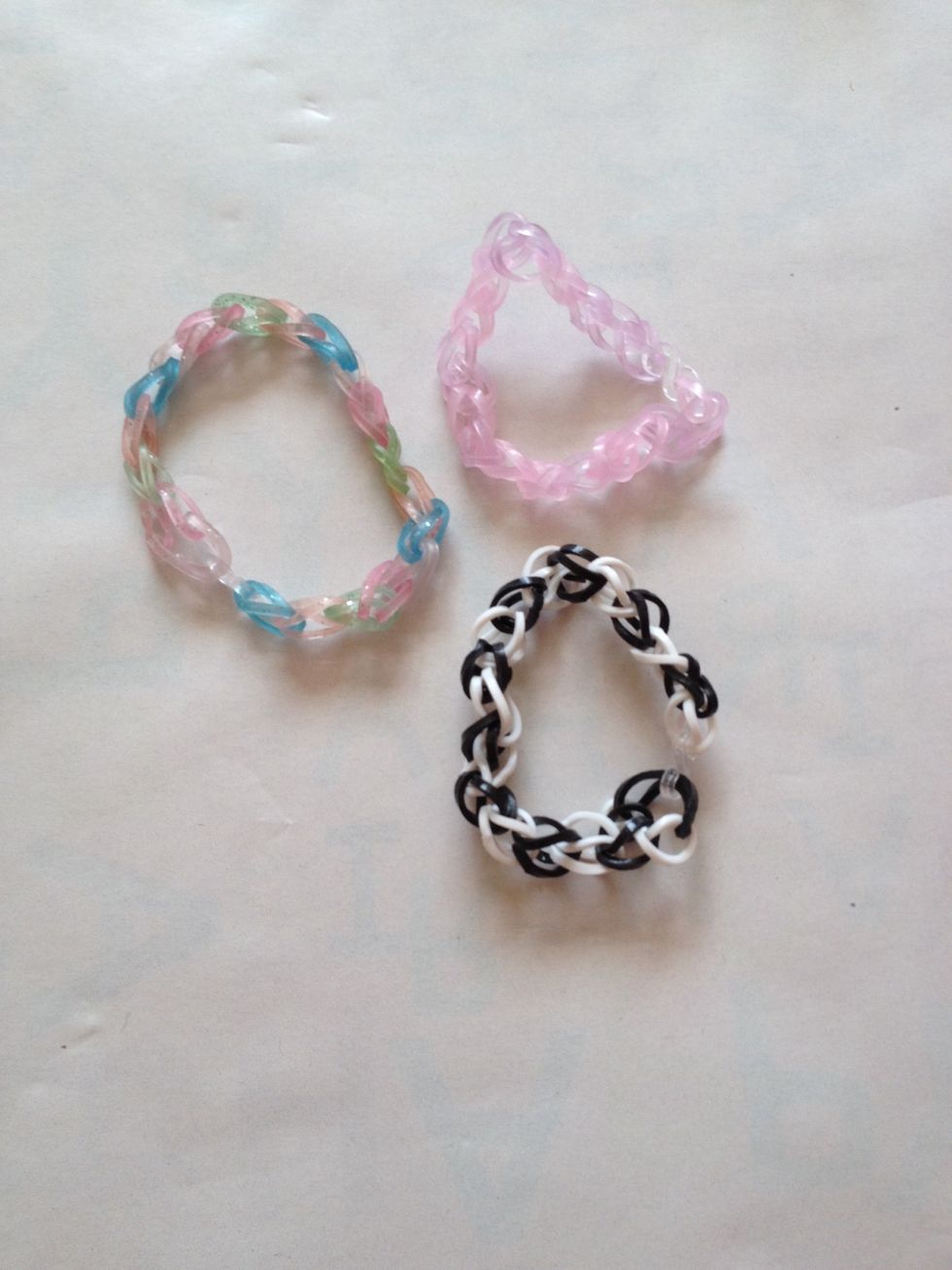 You can make this bracelet with as many different coloured bands as you like just repeat steps 1-14