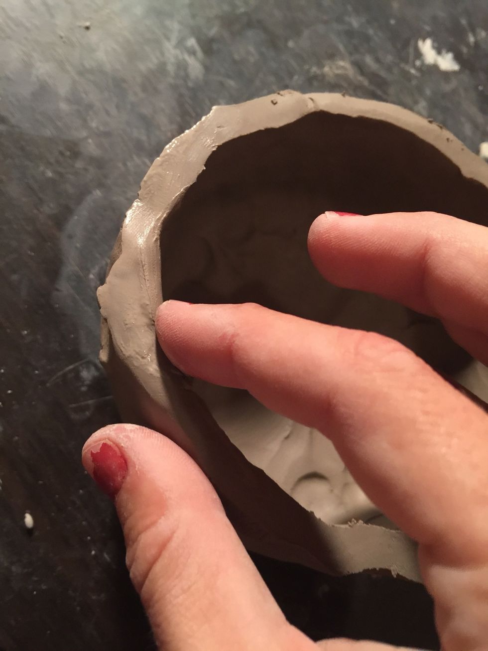 You can play around with how you want your pot to be shaped now