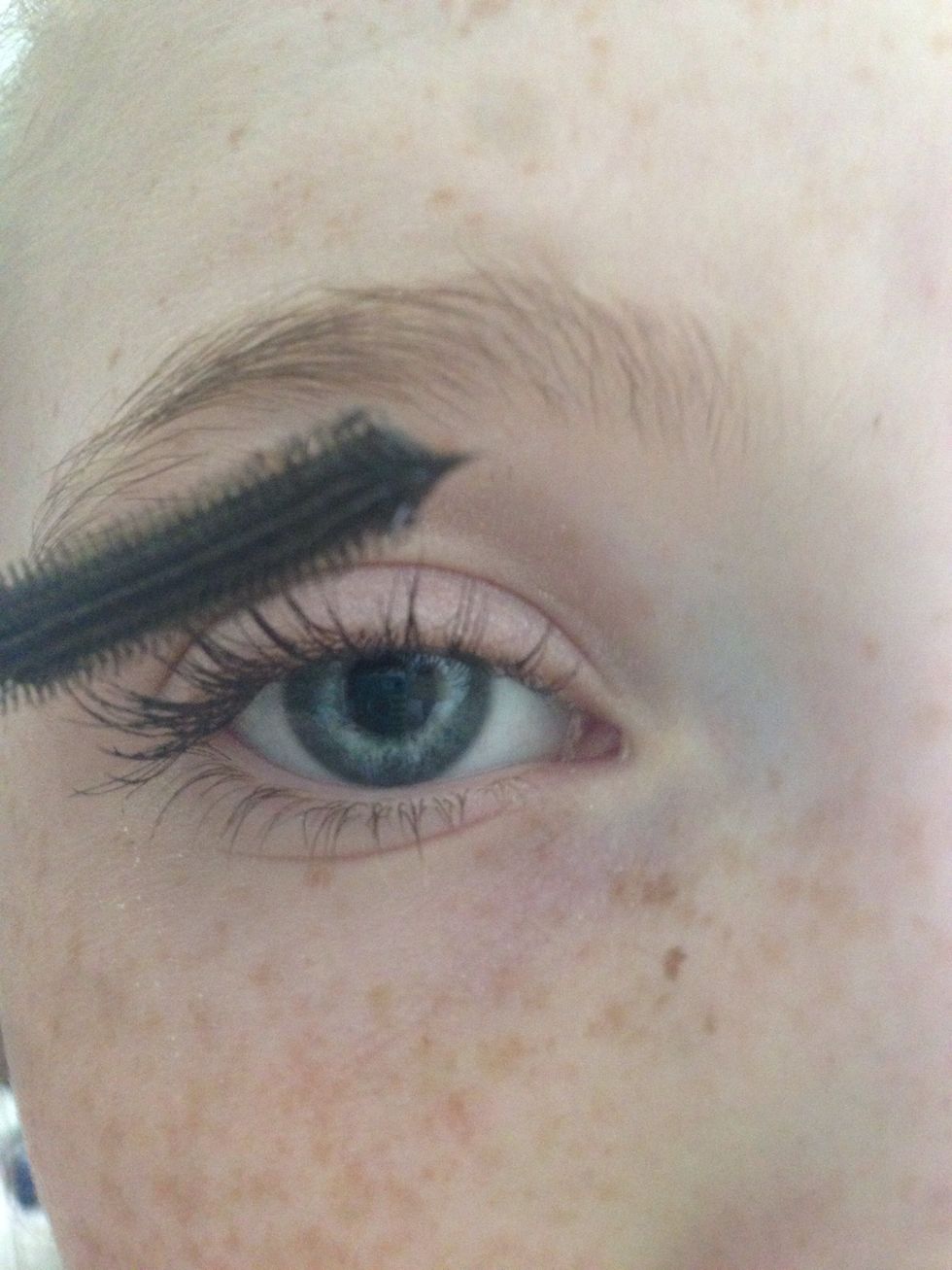 You can put on your mascara any way you want