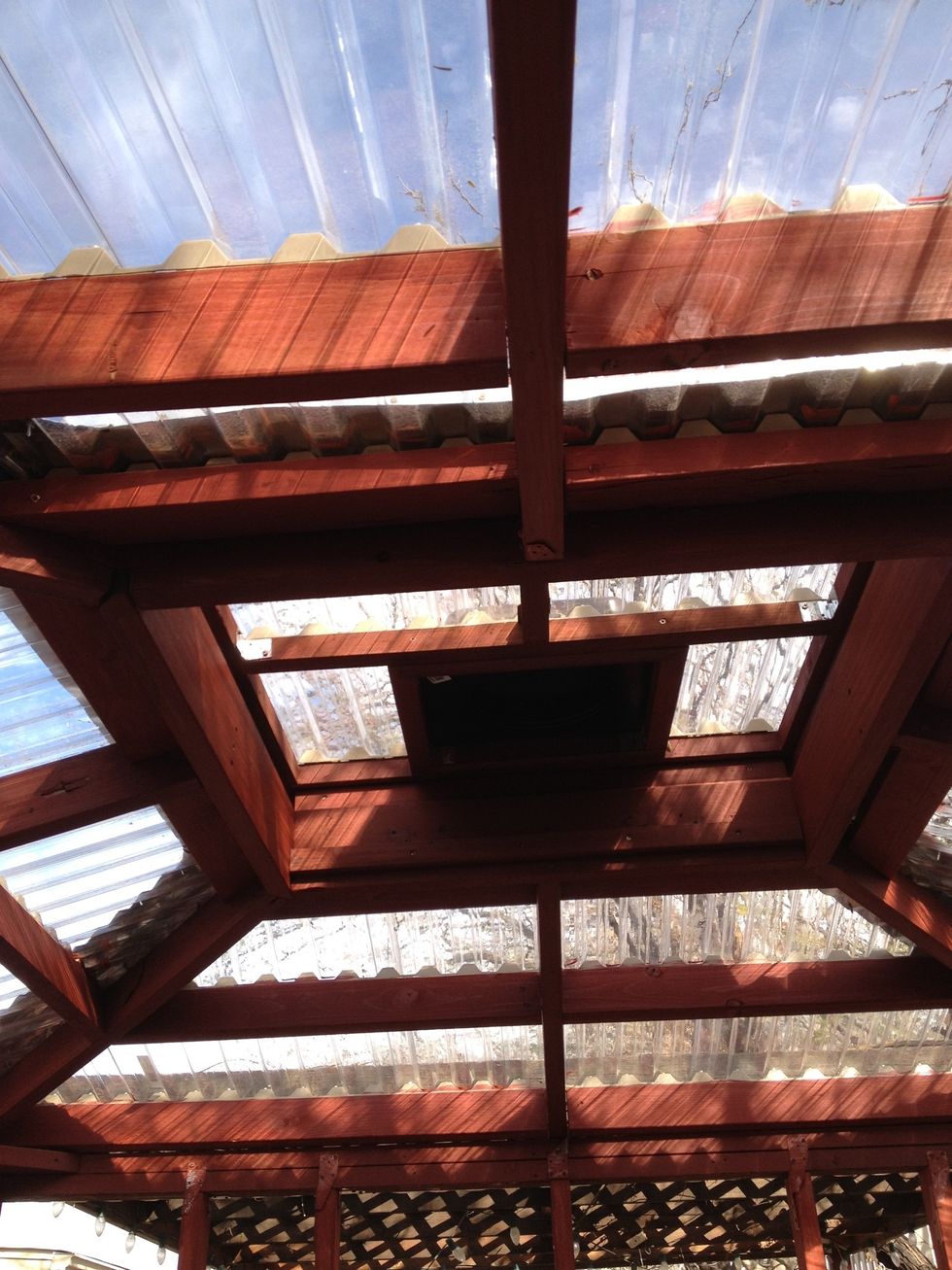 You can see how the additional 2x4's had to be at a slant on the roof to carry the polycarbonate sheets..