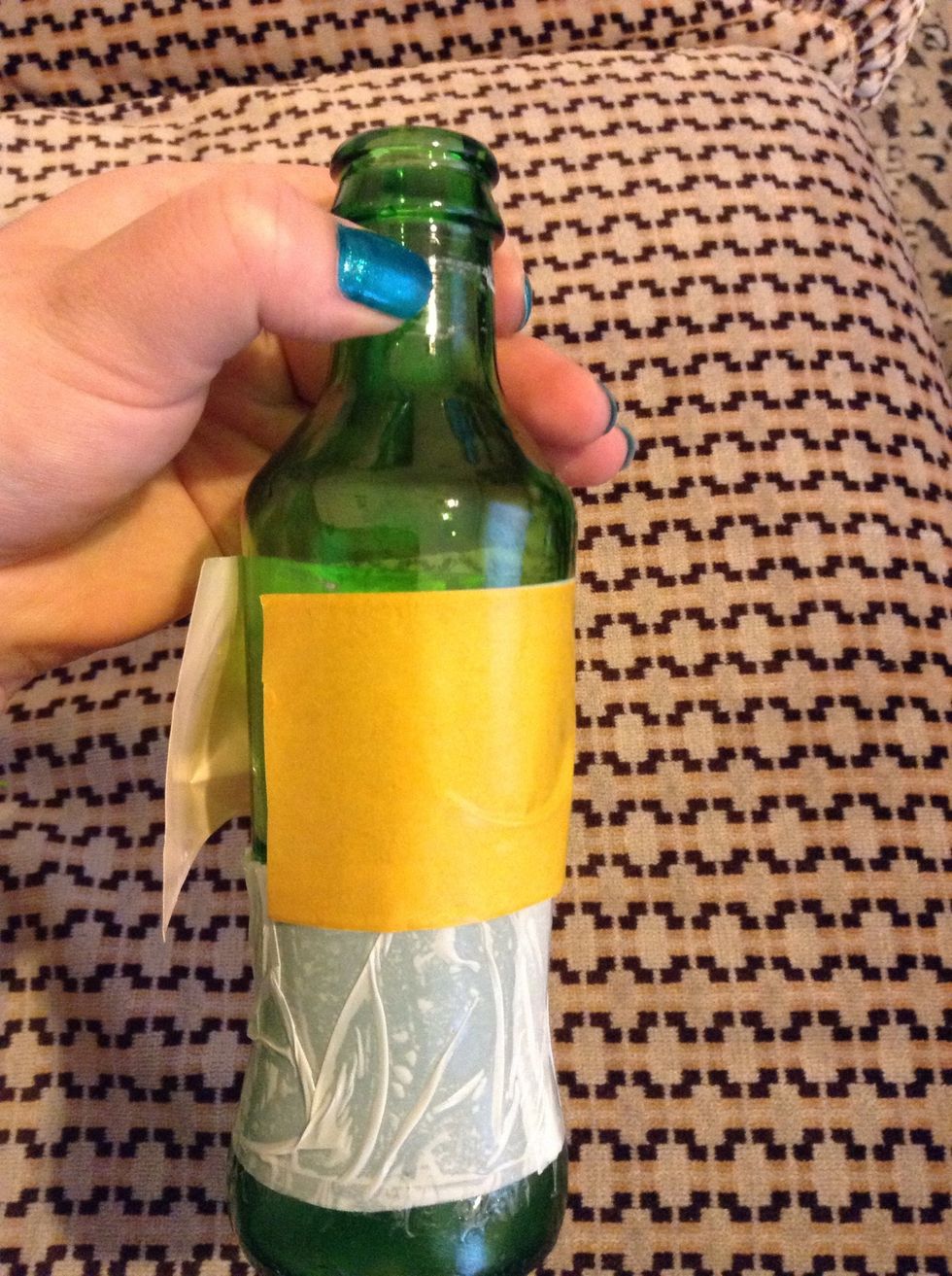 You can see I added some tape around the bottle, make sure you cut the tape so it overlap a bit.