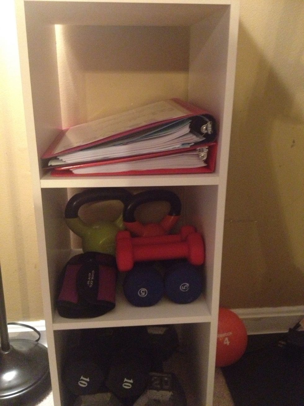 You can see the ball on the floor to the right