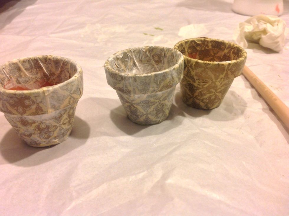 You can see the difference this step makes. Notice I didn't pay attention to the insides of my pot. They will be filled with moss.