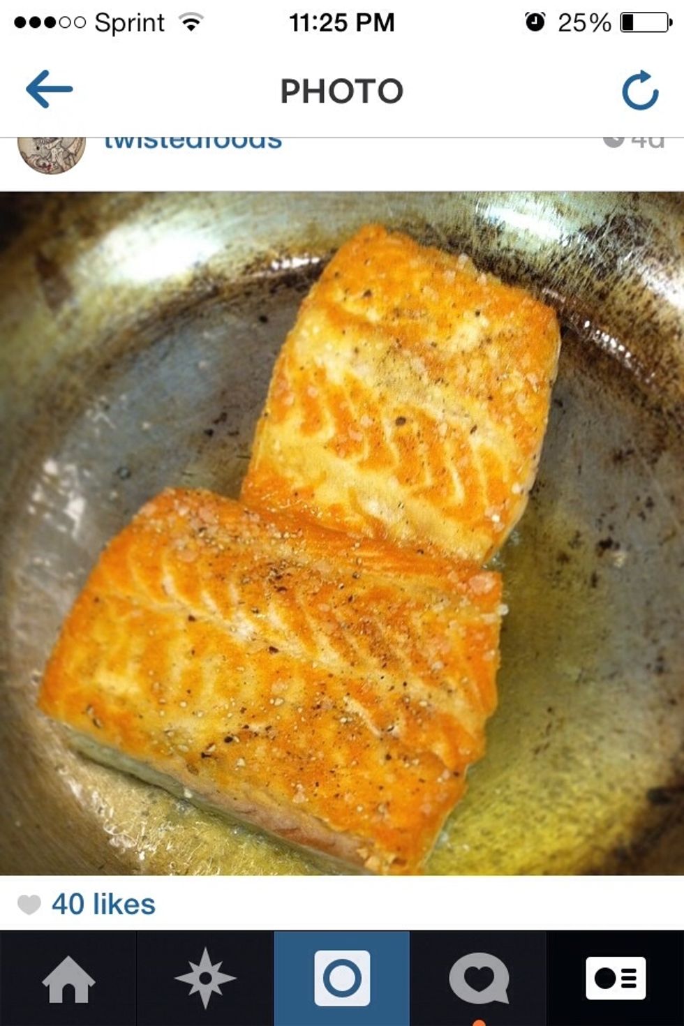 You can serve it with a pan sired salmon.