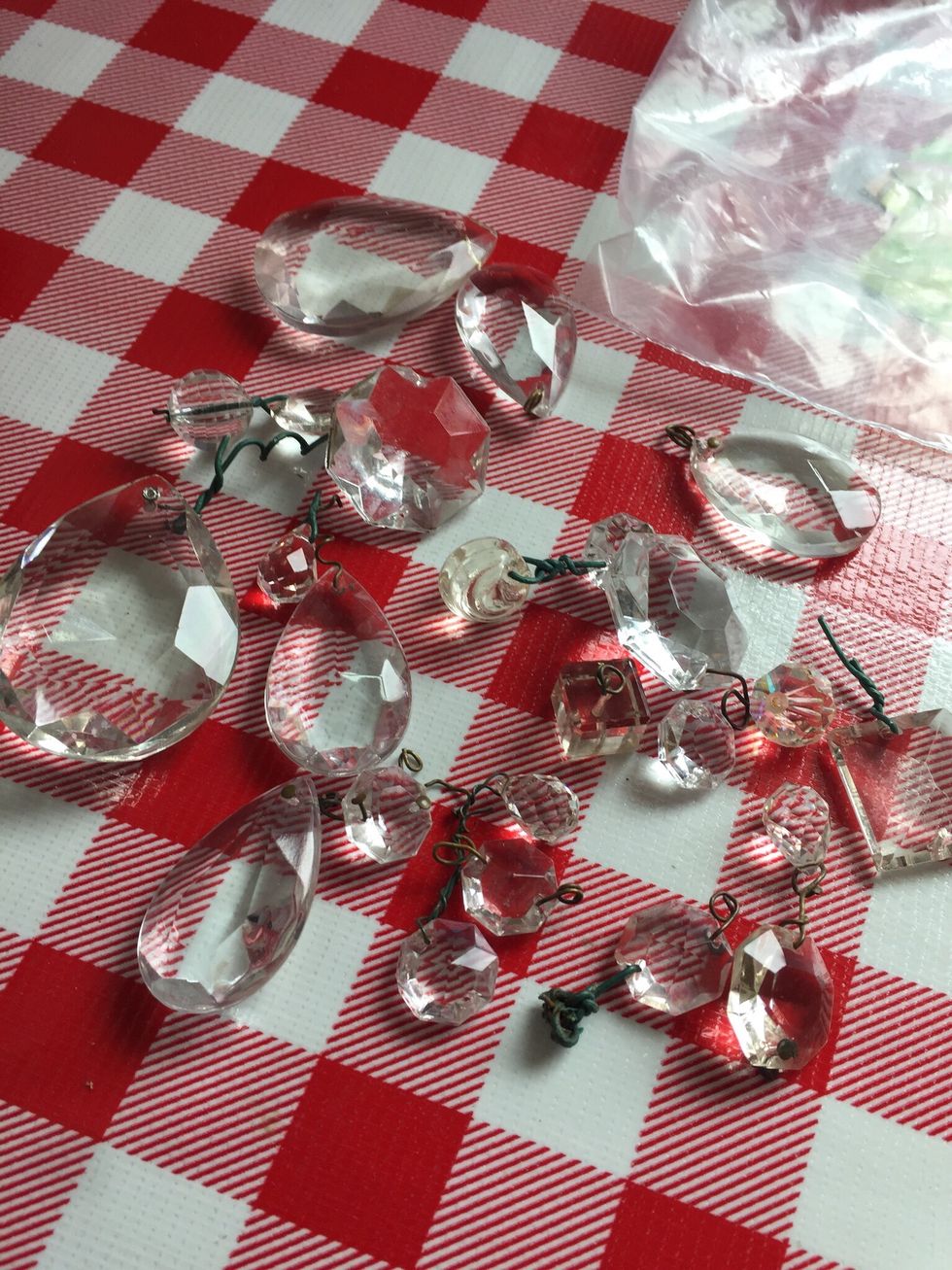 You can use any color beads, I chose clear.