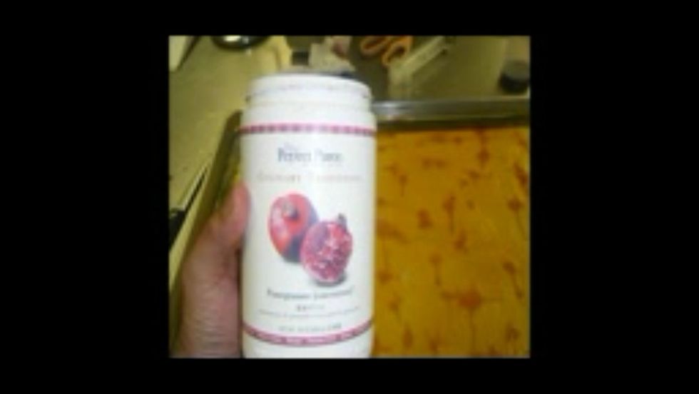 You can use other pur\u00e9es to create a decorative pattern.