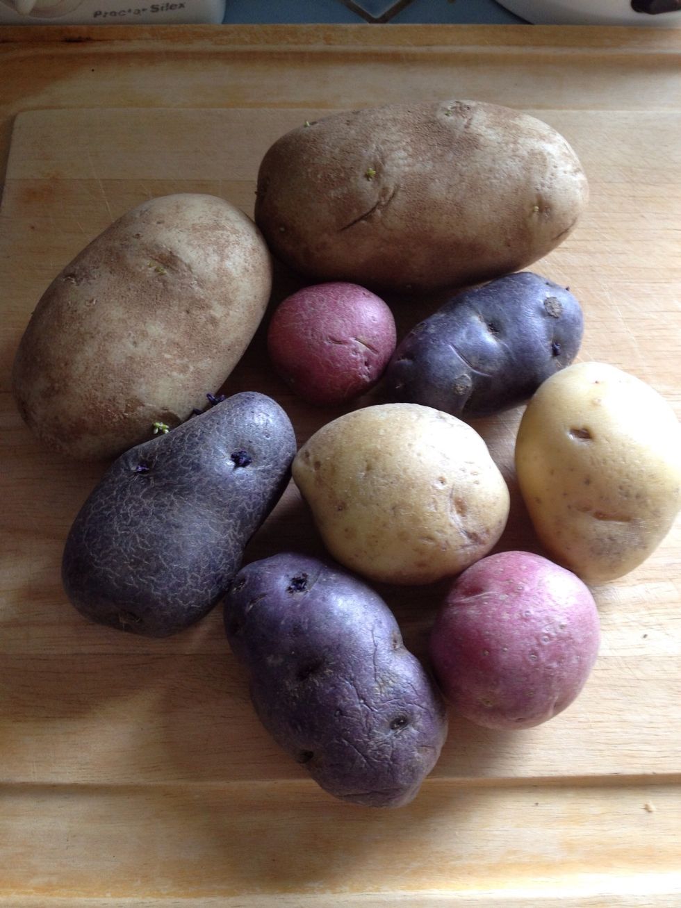 You can use whatever type of potatoes you want. I happen to have an assortment in my pantry so I'm using a few of each. This recipe serves 10-15 (it's for a party!) so adjust based on your numbers.
