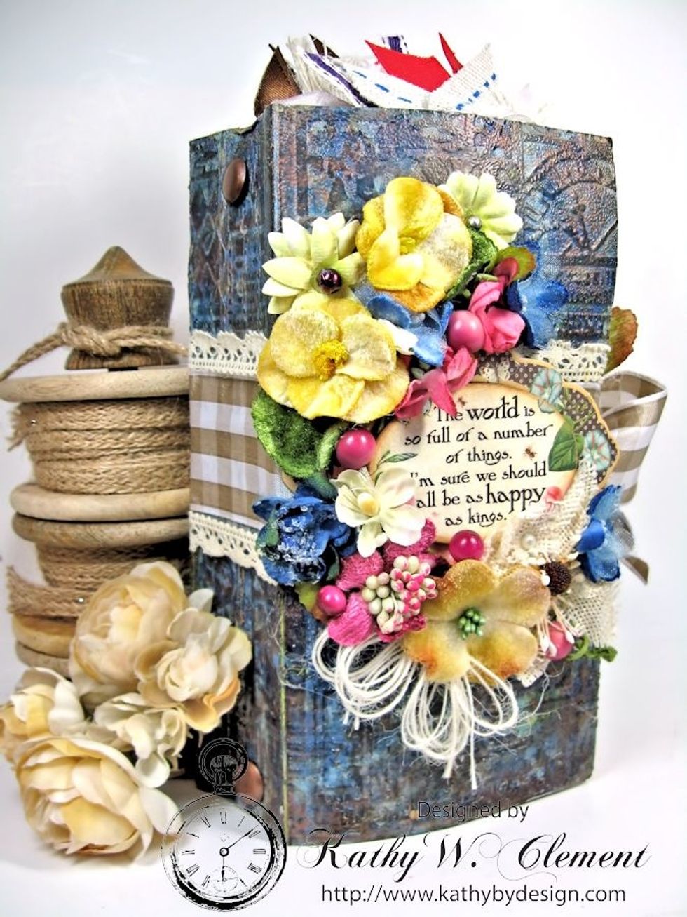 You'd never guess that an old box could be made into such a sweet little birthday planner. Follow these easy steps to learn how to make your own.