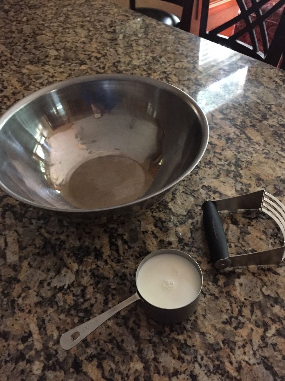 You'll need a large bowl, pastry cutter and 3/4 cup milk and a tsp of white vinegar. Let that sit while you start the dry ingredients