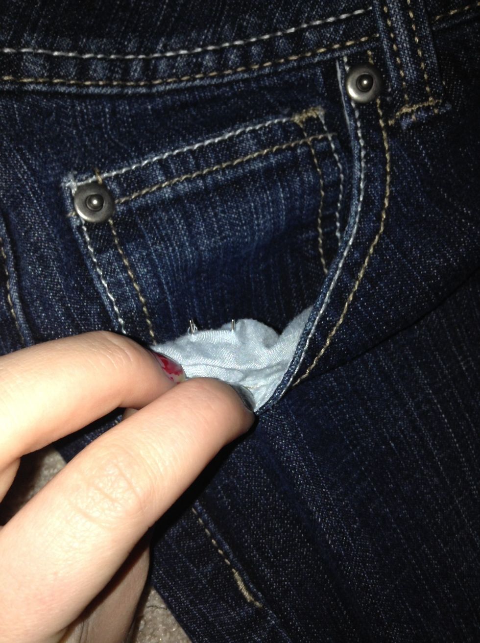You'll see the prongs when you poke them through.