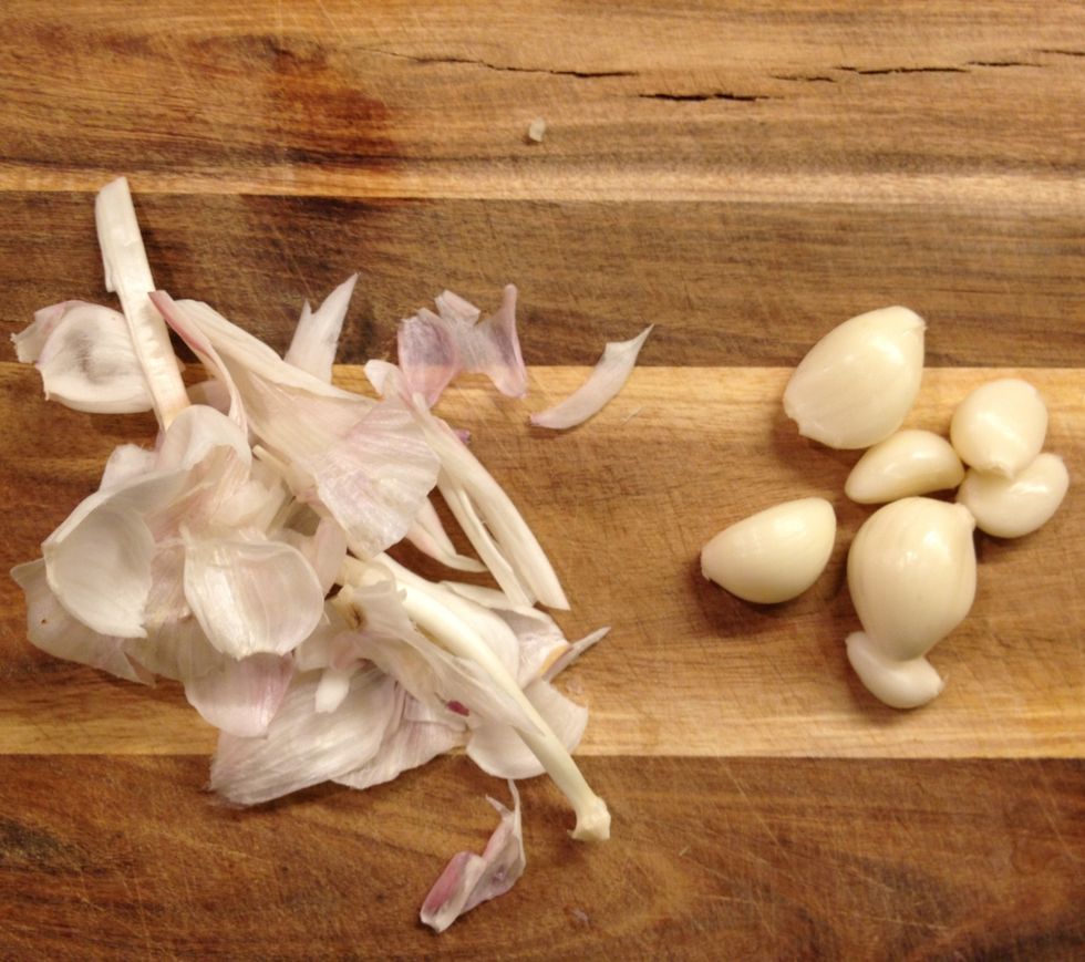 You need one or two cloves. Depending on how much you like garlic