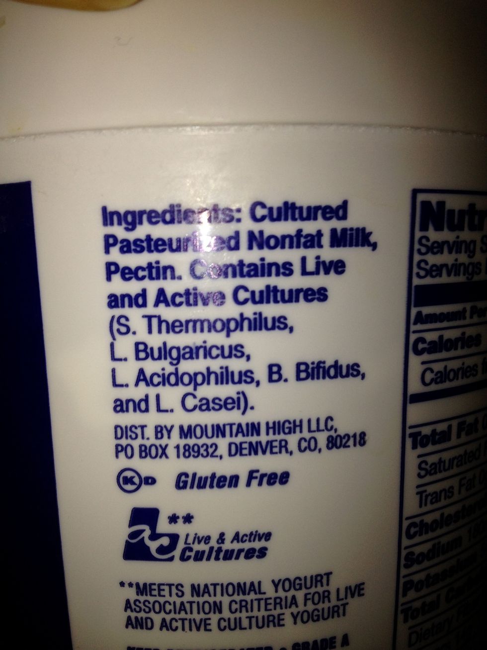 You need to buy yogurt which says contains live and active cultures.fat or non fat anything is good