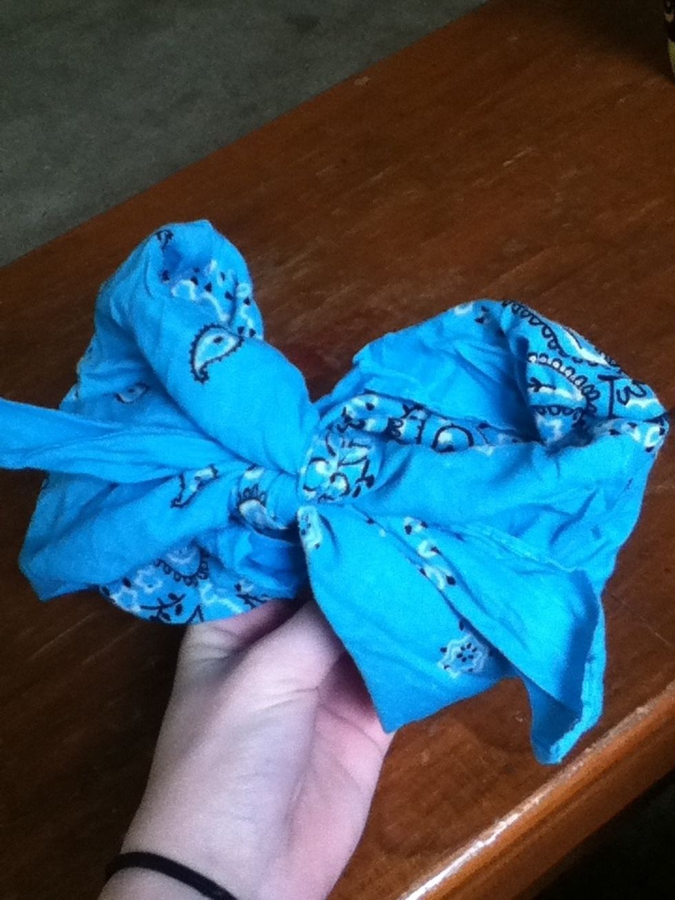 You now have a finished bow! \ud83c\udf80