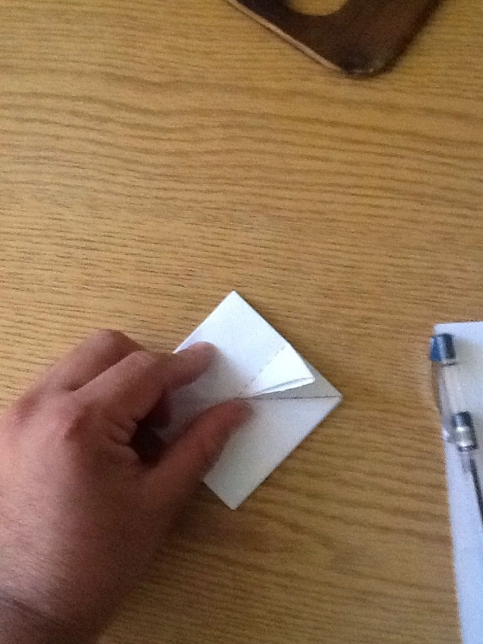 You saw where the dotted line.. Fold along its axis..