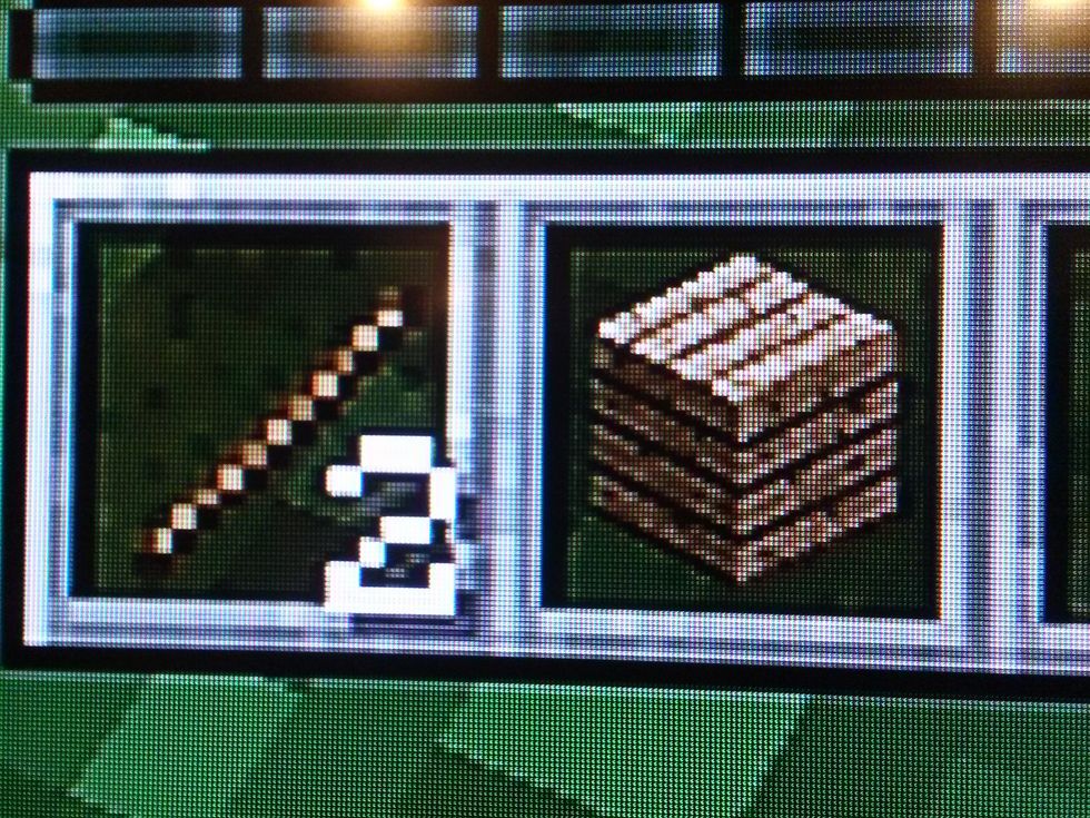 You should now have 2 sticks and 1 oak wood plank left.