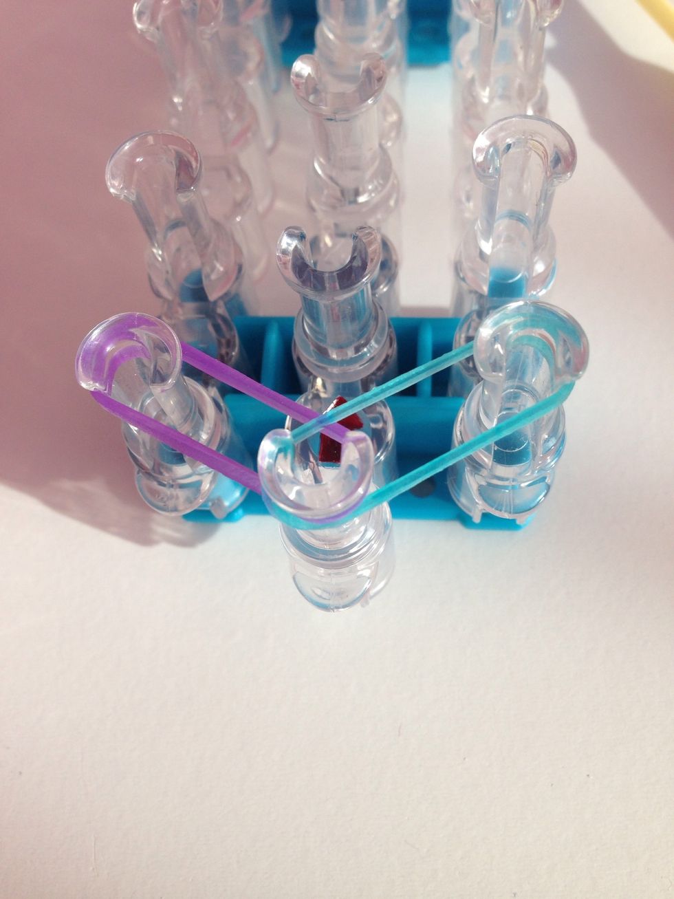 You should now have a V-shape at the bottom.