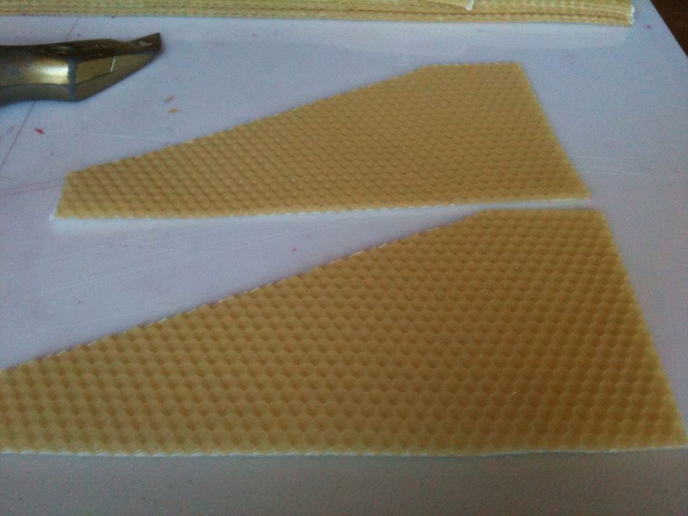 You should now have two matching pieces. Set one piece aside.