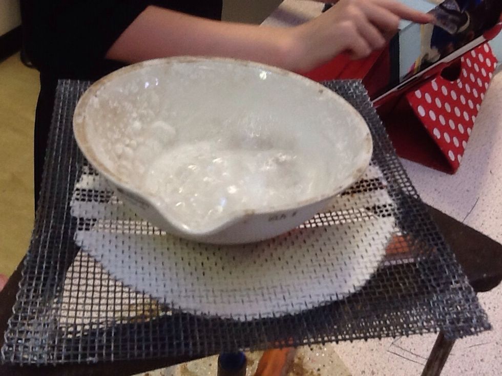 You should see the salt forming around the outside.