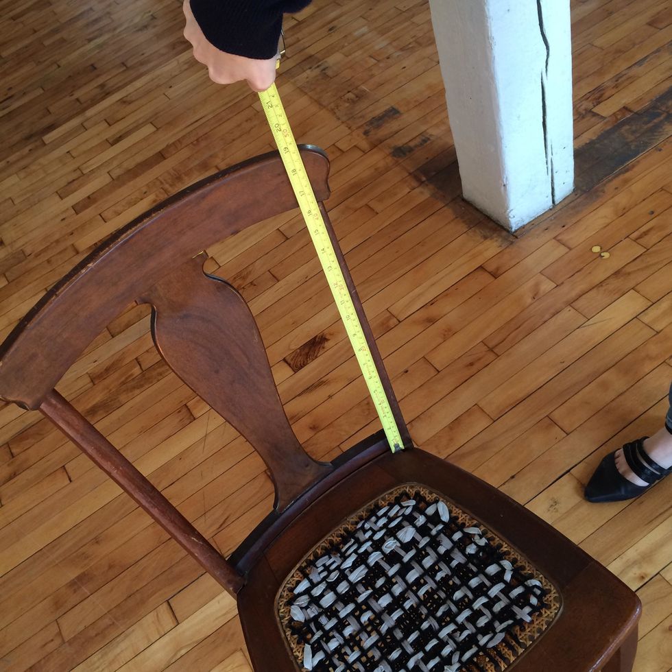 You\u2019ll want to include things in the content of your listing such as: color, size, weight, measurements, make, model, year and any flaws that there are with the piece.