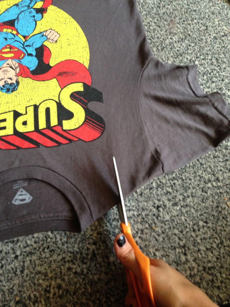 You usually wanna start off cutting 1 1/2 - 2 inches from the collar. (You will be cutting off the collar later so don't cut too close.) The pic shown above is the perfect space.