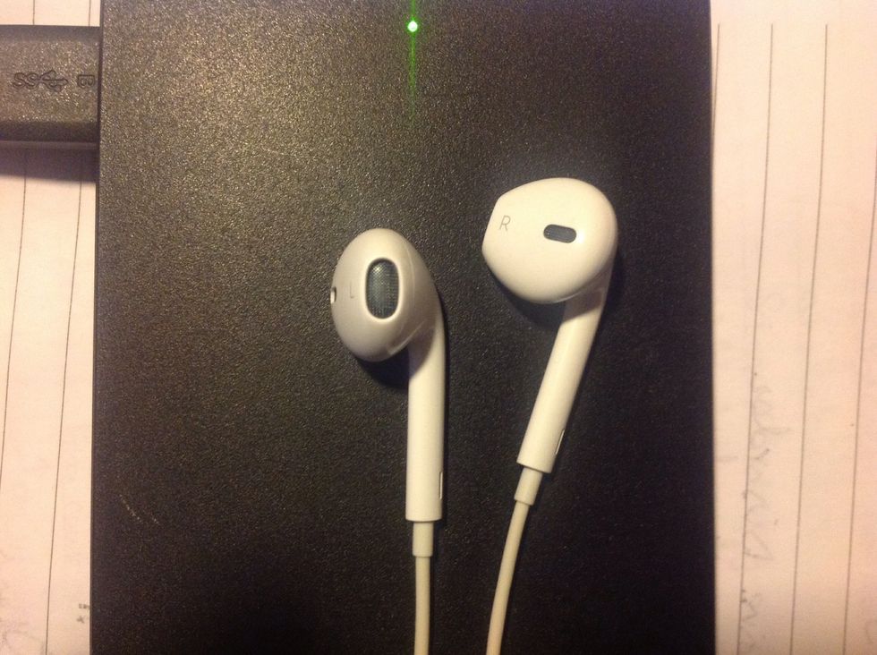 You will be responsible for any loss or damage done by doing what's in this guide,it can range from Damage to your skin,your ear or your EarPods. Don't used the EarPod for an hour after this procedure