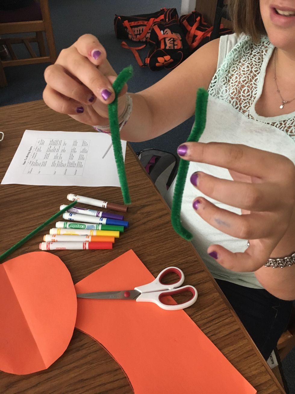 You will have two pieces of a pipe cleaner.