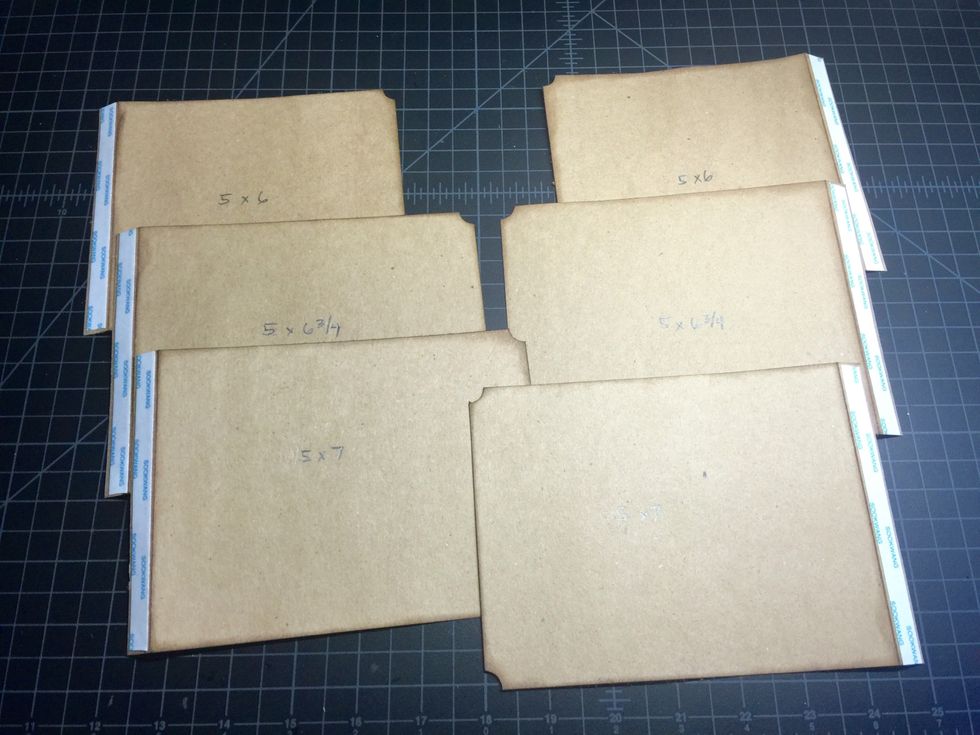 You will need 4 of each side (2 each for top side flap, 2 each for bottom side flap): (4) 5x7, (4) 5x6 3/4, (4) 5x6. Score at 1/2" on the 6" side and add ScorTape as shown in photo.