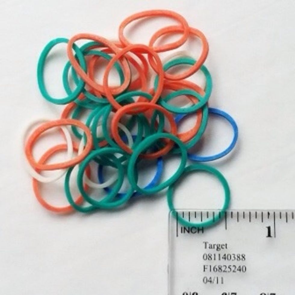 You will need 50 elastics with an approximate diameter of half an inch.