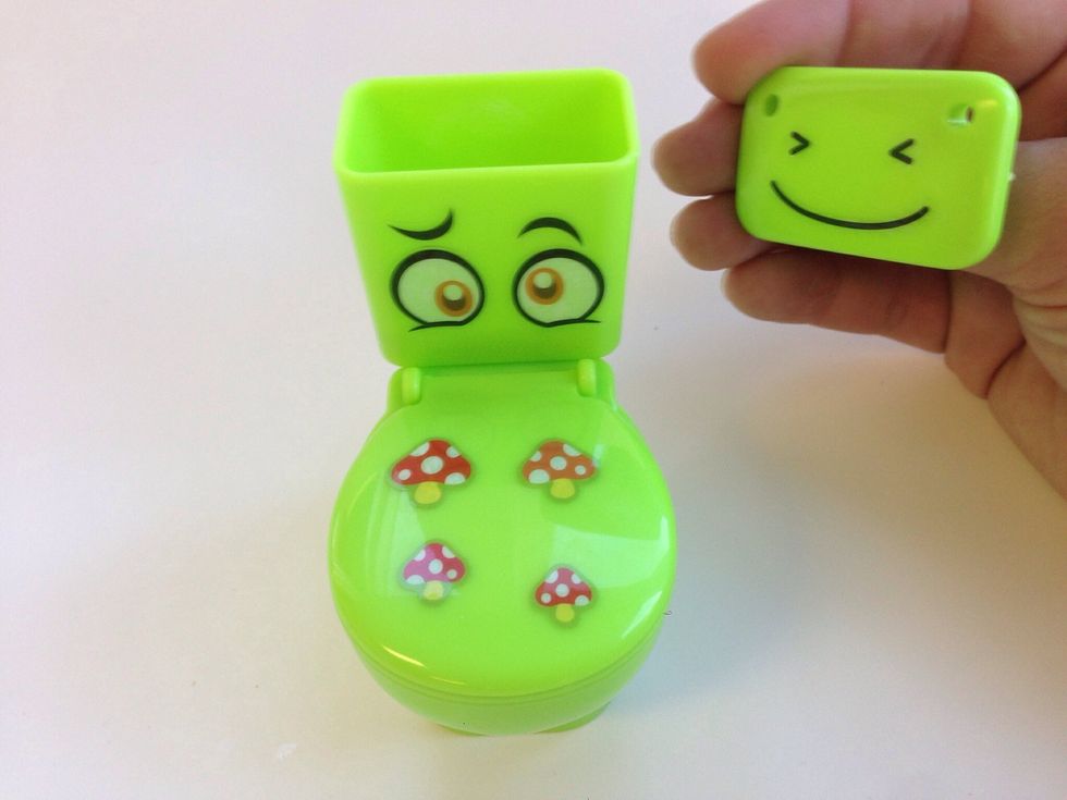 You will Use the Tank Lid as a water scoop