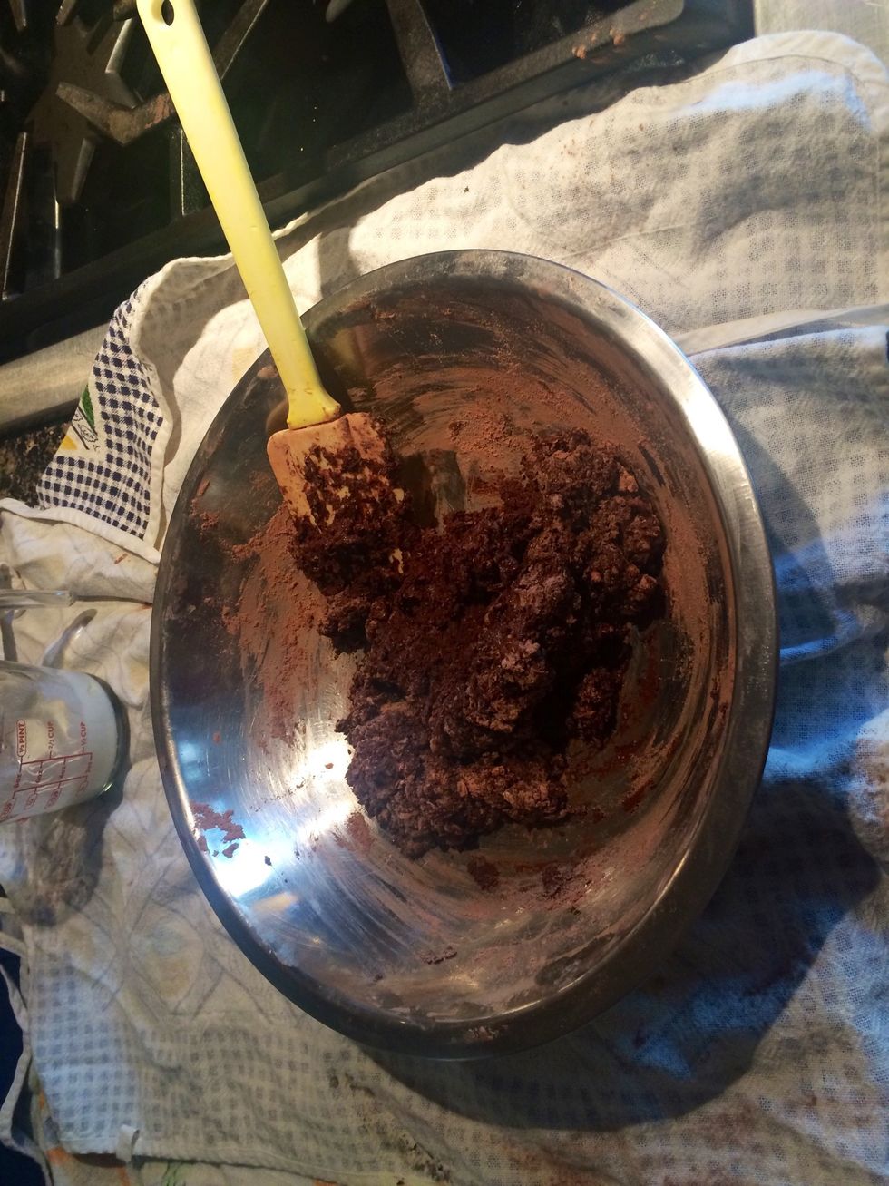 Your batter/dough should look something like this. Now add the rest of the wet ingredients and the rest of the buttermilk and fold gently.