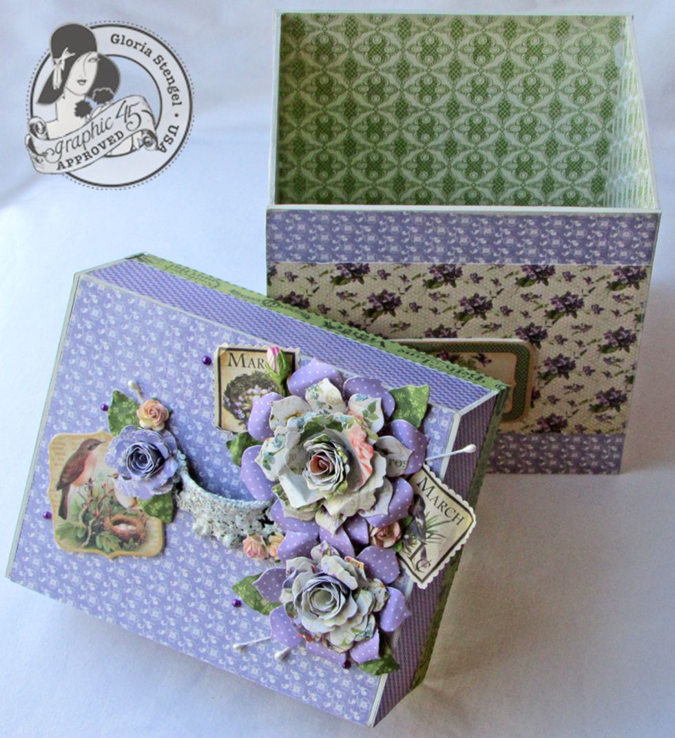 Your box is now ready to fill with cards and envelopes!