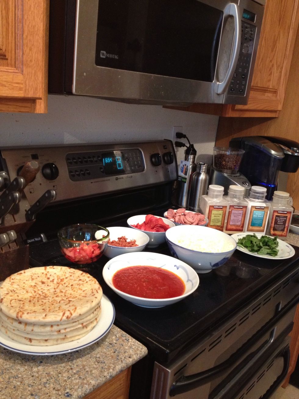 Your pizza bar is ready :)