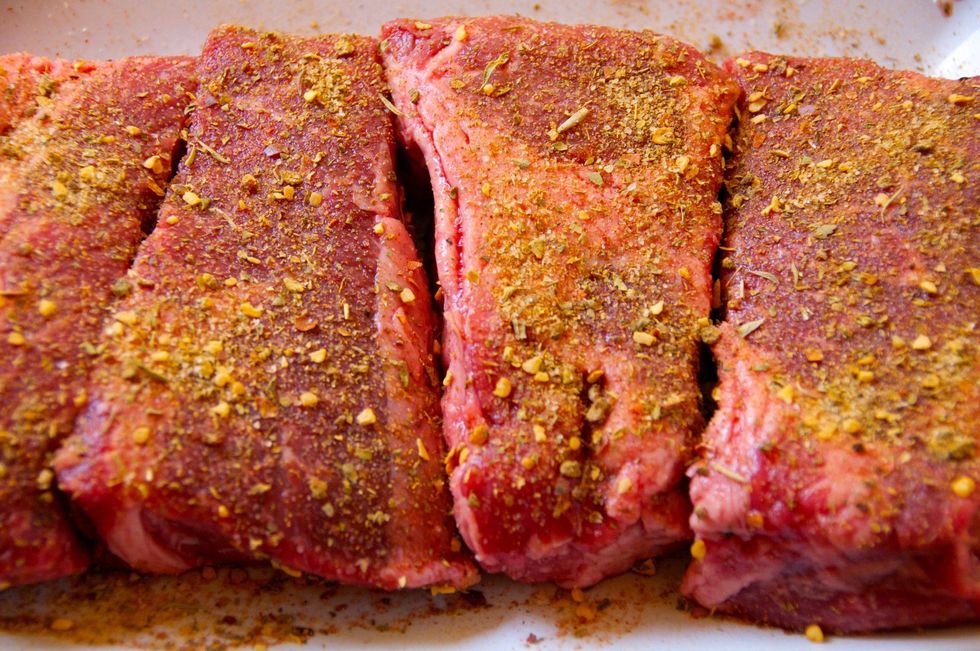 Yum...this is making me hungry already!  I wish I had leftovers of this dish to eat right now.  You can season the meat the night before if you have time.  It will only get better...